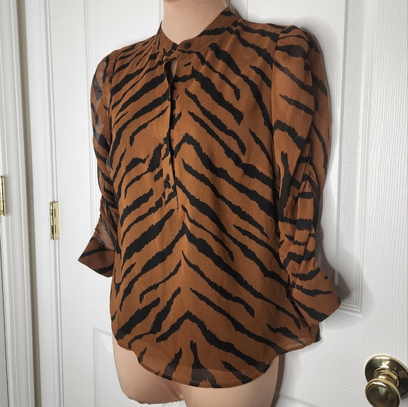 WHBM animal tiger print blouse sheer ruched puff sleeves - Picture 2 of 10